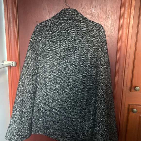 Autumn coat in the form of a Jacob brand cape - Picture 2 of 2